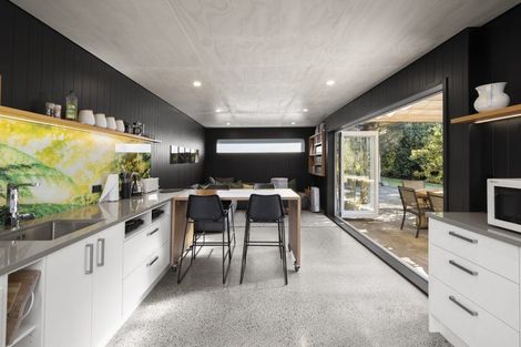 Photo of property in 251 Old Coach Road, Kaimarama, Whitianga, 3591