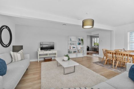 Photo of property in 38 Aramoana Avenue, Devonport, Auckland, 0624