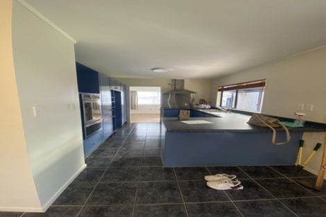 Photo of property in 21 Septimus Place, Henderson, Auckland, 0612
