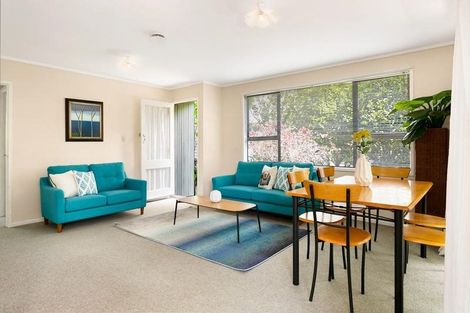 Photo of property in 2/111 Seymour Road, Sunnyvale, Auckland, 0612