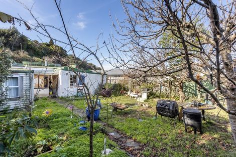 Photo of property in 14 Chaucer Road, Hospital Hill, Napier, 4110