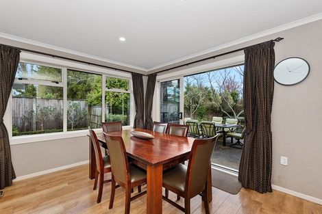 Photo of property in 16 Mcdowall Place, Queenwood, Hamilton, 3210