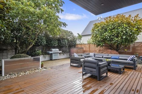 Photo of property in 731 Highgate, Maori Hill, Dunedin, 9010
