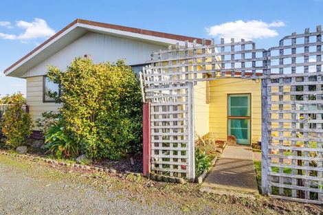 Photo of property in 3 Dawson Street, Foxton Beach, Foxton, 4815