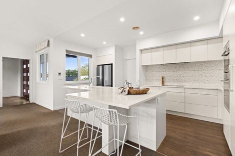 Photo of property in 54 Whakatomo Place, Havelock North, 4130