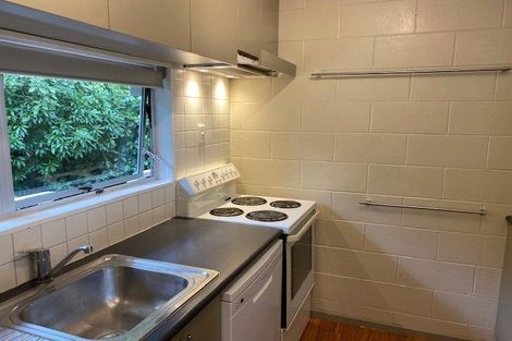 Photo of property in 4/49 Maungaraki Road, Korokoro, Lower Hutt, 5012
