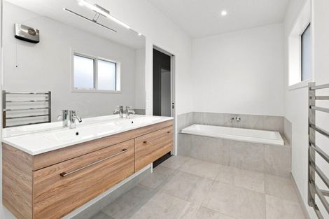 Photo of property in 60 Teesdale Street, Burnside, Christchurch, 8053