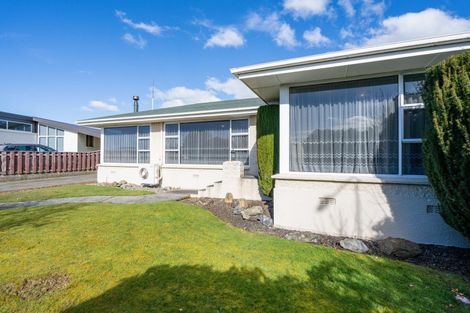 Photo of property in 17 Pine Crescent, Hargest, Invercargill, 9810