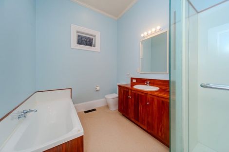 Photo of property in 21 Nairn Street, Mount Cook, Wellington, 6011
