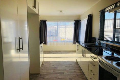 Photo of property in 426 Roscommon Road, Clendon Park, Auckland, 2103