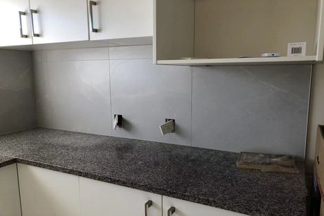 Photo of property in 6 Fiesta Drive, Half Moon Bay, Auckland, 2012