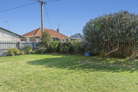 Photo of property in 38-40 Parris Street, Waitara, 4320