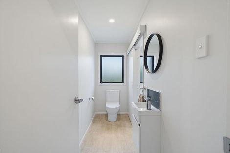 Photo of property in 49 James Cook Street, Havelock North, 4130