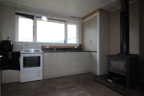 Photo of property in 22 Cornwall Street, Mossburn, 9792