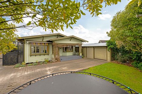 Photo of property in 29 Karamea Crescent, Kelvin Grove, Palmerston North, 4414