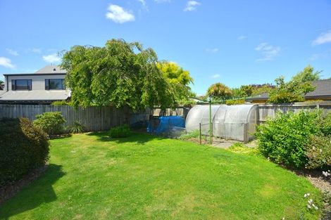Photo of property in 16 Kedleston Drive, Avonhead, Christchurch, 8042