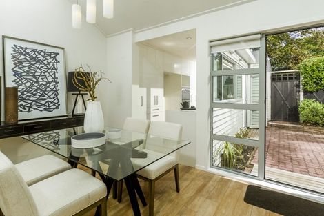 Photo of property in 2/21 Richmond Avenue, Northcote Point, Auckland, 0627