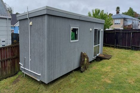 Photo of property in 5 Iris Place, Clendon Park, Auckland, 2103