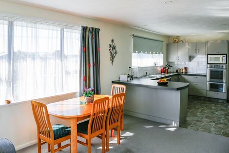 Photo of property in 15 Gordon Street, Weston, Oamaru, 9401