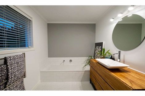 Photo of property in 73d Riddell Road, Kerikeri, 0230