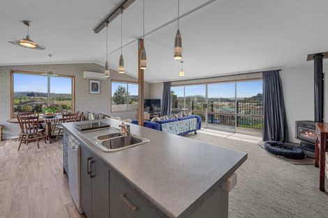 Photo of property in 11 Bethel Way, Judea, Tauranga, 3110