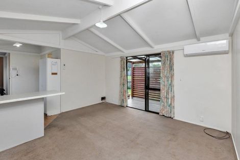 Photo of property in 15 Tamure Place, Ruakaka, 0116
