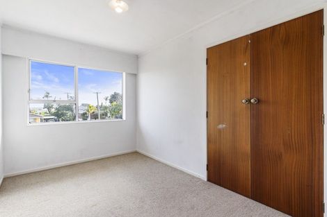 Photo of property in 2/57 Moana Avenue, One Tree Hill, Auckland, 1061