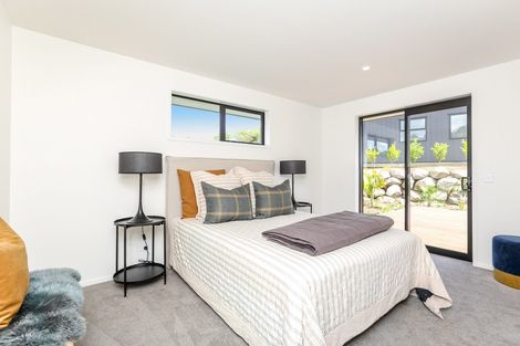 Photo of property in 31 Sycamore Grove, Lower Vogeltown, New Plymouth, 4310