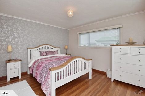Photo of property in 637 Main North Road, Belfast, Christchurch, 8051