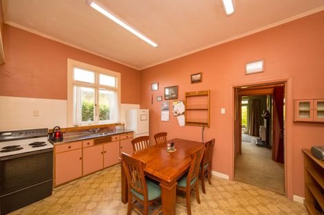 Photo of property in 34 Florence Avenue, Palmerston North, 4414