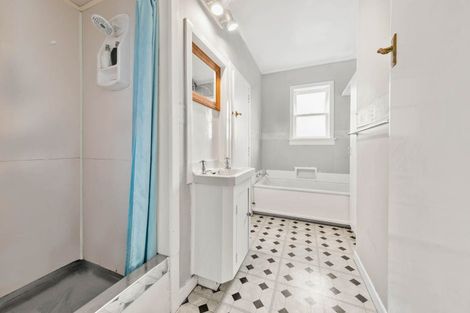 Photo of property in 179 Don Buck Road, Massey, Auckland, 0614