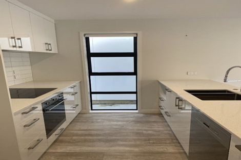 Photo of property in 90a Cambridge Terrace, Waterloo, Lower Hutt, 5011