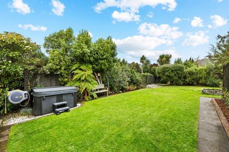 Photo of property in 38 Corson Avenue, Beckenham, Christchurch, 8023