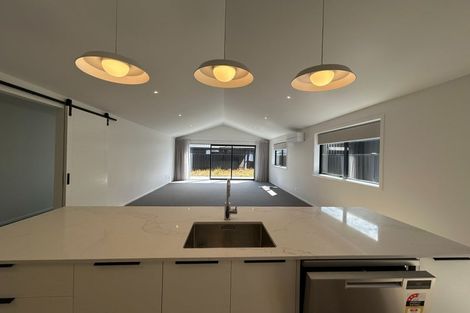 Photo of property in 32 Longview Drive, Lake Hawea, 9382