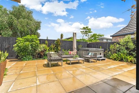 Photo of property in 55c Hattaway Avenue, Bucklands Beach, Auckland, 2012