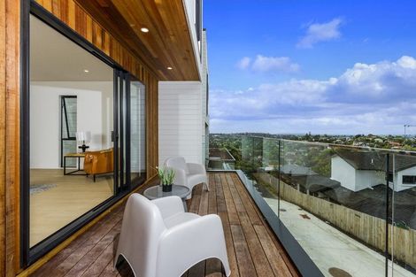 Photo of property in 591c East Coast Road, Browns Bay, Auckland, 0632