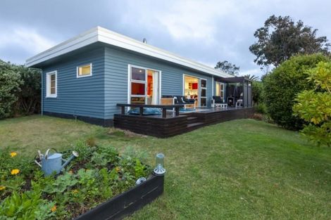 Photo of property in 12 Allen Road, Raumati Beach, Paraparaumu, 5032