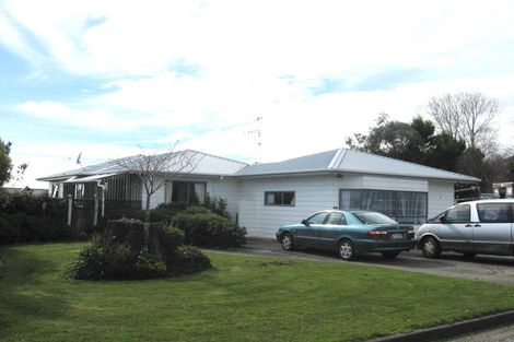 Photo of property in 4 Tawa Street, Tokomaru, Palmerston North, 4474