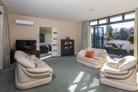 Photo of property in 51 Kirkwood Avenue, Upper Riccarton, Christchurch, 8041