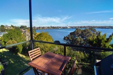 Photo of property in 2/198 Hurstmere Road, Takapuna, Auckland, 0622