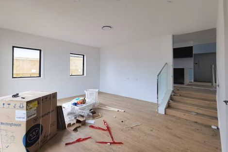 Photo of property in 296a Bucklands Beach Road, Bucklands Beach, Auckland, 2012