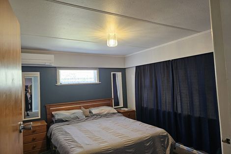 Photo of property in 2 Wavell Crescent, Lansdowne, Masterton, 5810