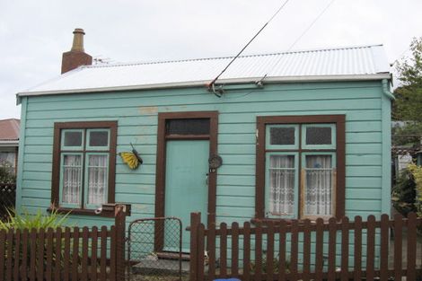 Photo of property in 19 Shortland Street, Caversham, Dunedin, 9011