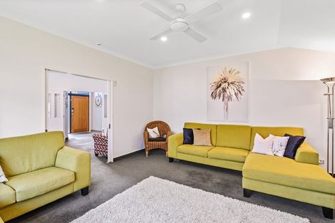 Photo of property in 9 Telford Way, Raumati Beach, Paraparaumu, 5032