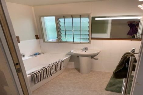 Photo of property in 70 Homebush Road, Khandallah, Wellington, 6035