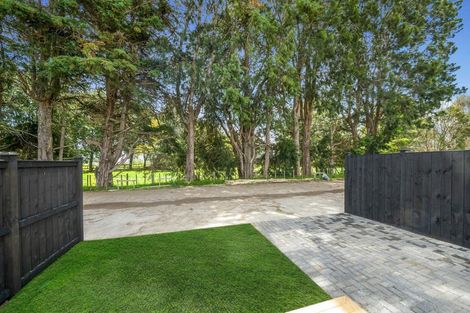 Photo of property in 21 Yellow Pear Lane, Karaka, 2578