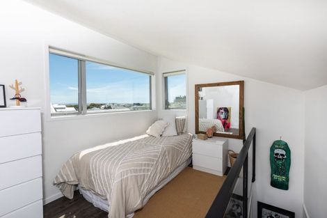 Photo of property in 17 Larnach Street, Waimairi Beach, Christchurch, 8083