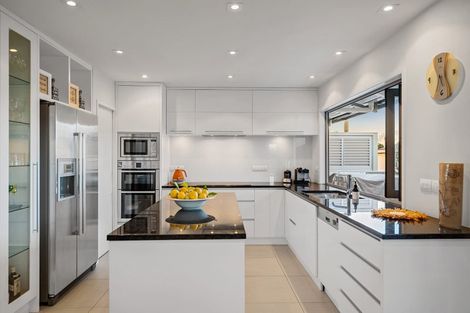 Photo of property in 2/19a Sanders Avenue, Takapuna, Auckland, 0622
