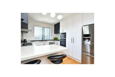 Photo of property in 64 Prado Drive, Pukekohe, 2120