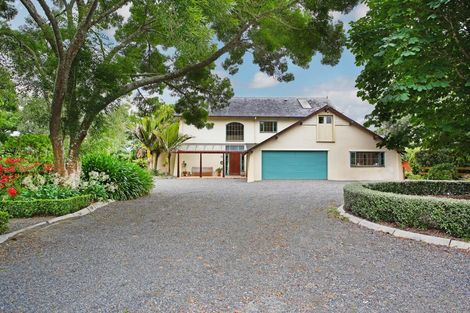 Photo of property in 22 Ewen Place, Karaka, Papakura, 2580